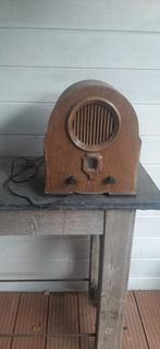 Antieke radio - moet weg, Antiek en Kunst, Antiek | Tv's en Audio, Ophalen