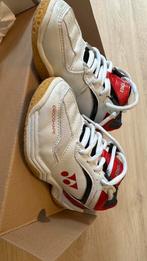 New: Yonex Power Cushion 36 Junior - Maat 34!, Sport en Fitness, Badminton, Ophalen of Verzenden, Nieuw, Schoenen