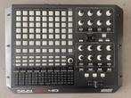Akai APC40 + decksaver IN NIEUWSTAAT, Muziek en Instrumenten, Midi-apparatuur, Ophalen of Verzenden, Zo goed als nieuw