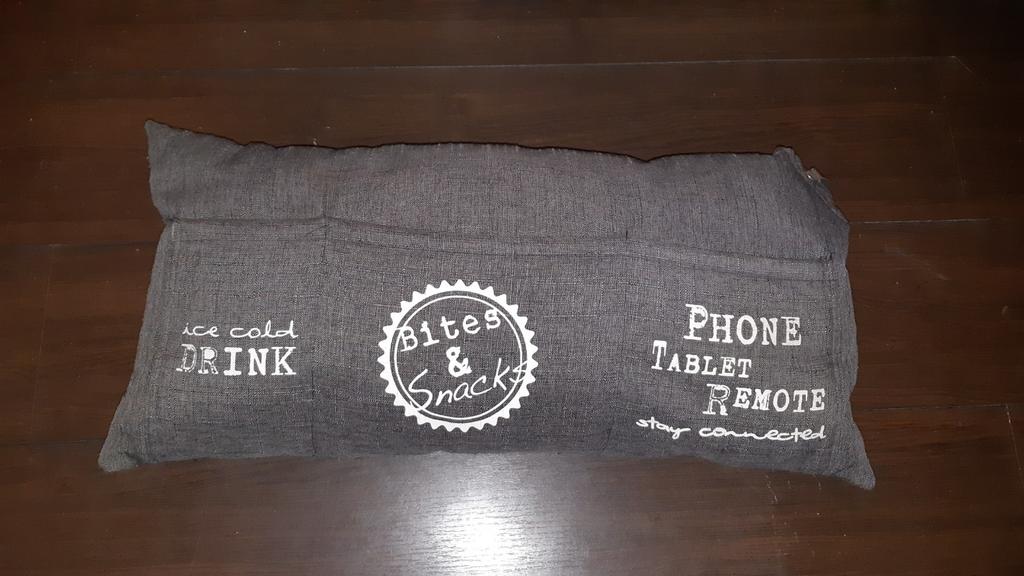 Leuk kussen, Ophalen of Verzenden, Zo goed als nieuw, Grijs, Overige vormen