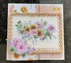 Nr 45 wenskaart met haakwerk Bloemen, Hobby en Vrije tijd, Kaarten | Zelfgemaakt, Ophalen of Verzenden, Nieuw, Overige thema's