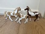 Schleich gevlekte CLUB paint merrie, hengst en veulen, Ophalen of Verzenden, Zo goed als nieuw, Paard, Beeldje of Figuurtje