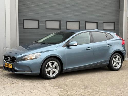 Volvo V40 1.6 D2 Kinetic Aut. Navi Pdc Trekhaak APK tot 01-2, Auto's, Volvo, Bedrijf, V40, ABS, Airbags, Airconditioning, Bluetooth