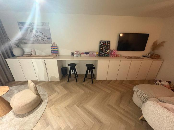 Ivar kasten 5 stuks met bureau blad ikea, Huis en Inrichting, Stoffering | Vloerbedekking, Zo goed als nieuw, Laminaat, Beige