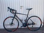 Cube Attain SL disc 2018 black/flashred 56, Fietsen en Brommers, Fietsen | Racefietsen, Aluminium, Zo goed als nieuw, Meer dan 20 versnellingen
