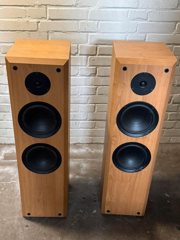Speakers Eltax Symphony 8, Audio, Tv en Foto, Luidsprekers, Zo goed als nieuw, Front, Rear of Stereo speakers, 120 watt of meer