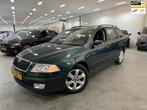 Skoda Octavia Combi 1.6 FSI Elegance / DEALER ONDERHOUDEN /, 65 €/maand, Gebruikt, 4 cilinders, 1290 kg