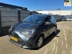 Toyota Aygo 1.0 VVT-i x-fun AIRCO/ LAGE KMSTAND/ EERSTE EIGE, Voorwielaandrijving, Stof, Gebruikt, 4 stoelen