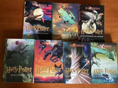 7x Harry Potter complete serie softcover, Boeken, Fantasy, Zo goed als nieuw, Ophalen of Verzenden