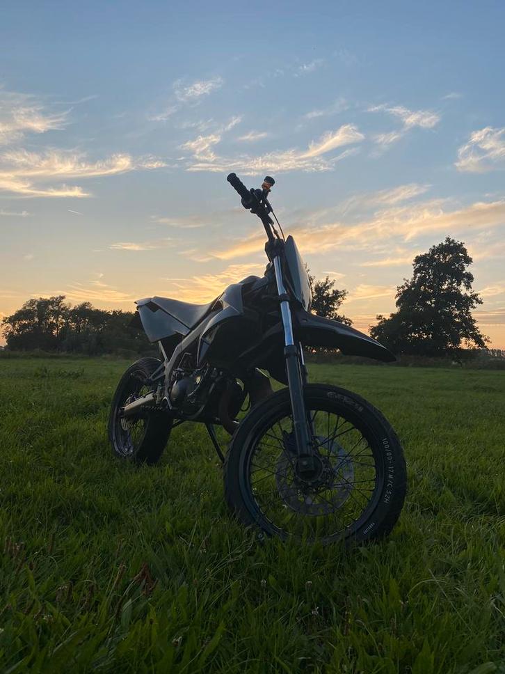 Derbi senda 80cc TPR, Fietsen en Brommers, Brommers | Crossbrommers, Zo goed als nieuw, Derbi, Ophalen