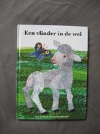 Eric Carle & Arnold Sundgaard - Een vlinder in de wei, Boeken, Ophalen of Verzenden, Zo goed als nieuw, 4 jaar, E. Carle & Arn. Sundgaard