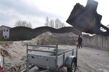 vulzand geladen losgestort gebracht per container beschikbaar voor biedingen