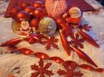 31 APARTE RODE KERSTBALLEN PLASTIC ALLES NU 12 EURO ZIE FOTO, Diversen, Kerst, Ophalen of Verzenden