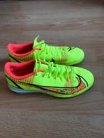 Nike mercurial zaalvoetbal schoenen maat 40, Maat XS of kleiner, Ophalen of Verzenden, Zo goed als nieuw, Schoenen