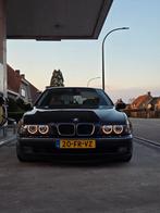 BMW 528i 2000 – BBS Breedset | Airco | CarPlay | Trekhaak |, Achterwielaandrijving, 2000 kg, Zwart, Handgeschakeld
