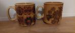 vintage Winchcombe Pottery mokken uit Engeland jaren 70, Ophalen of Verzenden, Aardewerk, Wedgwood, Kop(pen) en/of Schotel(s)