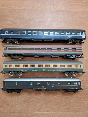 LIMA EN RIVAROSSI WAGONS. beschikbaar voor biedingen