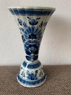 Oude Delfts blauwe vaas, Ophalen