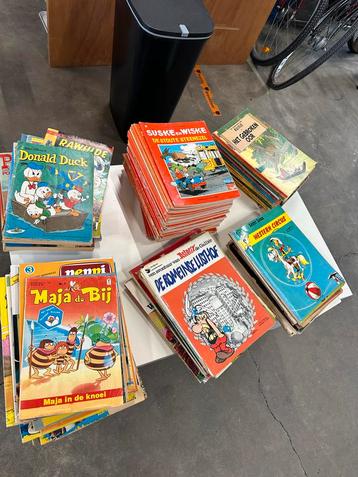 Diverse Stripboeken: Kuifje, Suske en Wiske, Donald Duck beschikbaar voor biedingen
