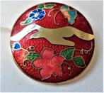 FISH Cloisonne broche met gouden vogel, vlinder en bloemen o, Ophalen, Zo goed als nieuw, Rood, Overige materialen