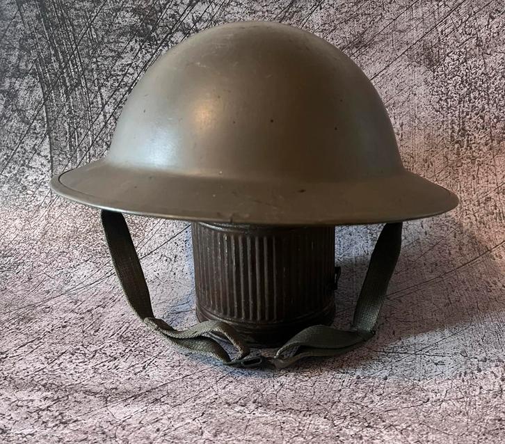 Nederlands brodie helm, Verzamelen, Militaria | Algemeen, Overige soorten, Helm of Baret, Nederland, Ophalen of Verzenden