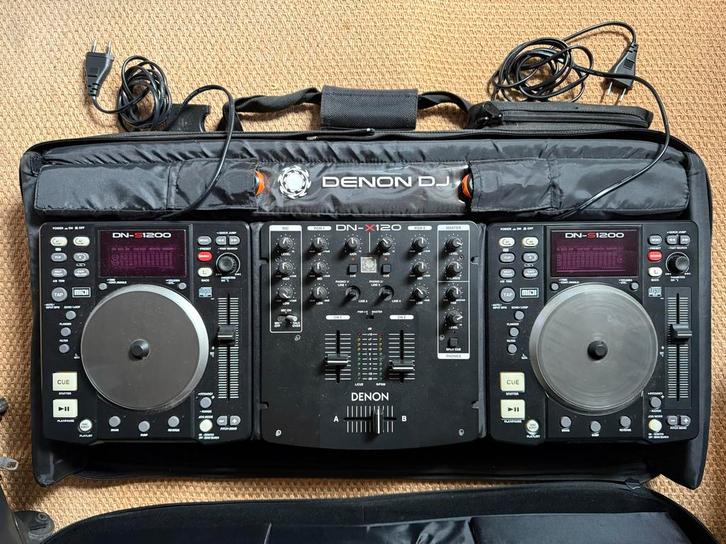 Denon DJ Set: DN-S1200 & DN-X120 met Flightcase, Muziek en Instrumenten, Dj-sets en Draaitafels, Gebruikt, Dj-set, Denon, Ophalen