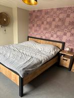 Tweepersoons bed met nachtkastjes, Ophalen, Gebruikt, Bruin, Tweepersoons