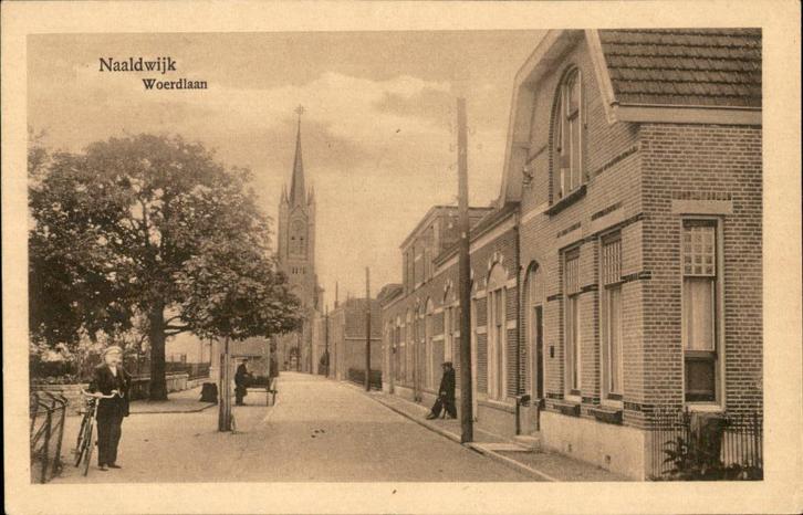 Naaldwijk Woerdlaan uitg J. Snijdoodt, Verzamelen, Ansichtkaarten | Nederland, Ongelopen, Zuid-Holland, Voor 1920, Verzenden