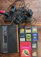 Complete Atari spelcomputer + 8 spellen + veel controllers, Spelcomputers en Games, Ophalen of Verzenden, Zo goed als nieuw, Met 2 controllers