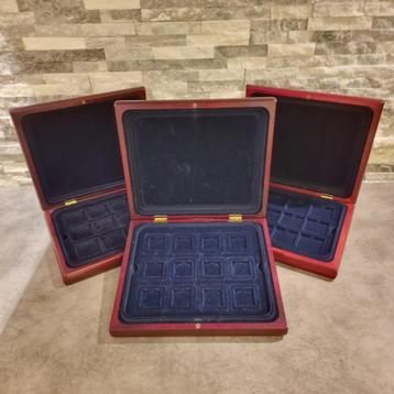 Accesories - 3 x muntbox showcase 24-vaks beschikbaar voor biedingen