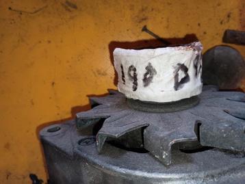 Dynamo mercedes 190d w201. Bj 84 beschikbaar voor biedingen
