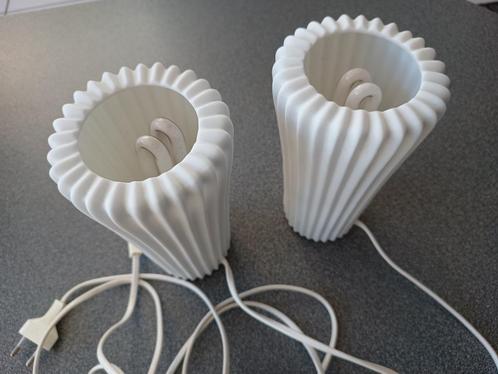 2Identieke tafellampen van Bista Type B0015 IKEA (hagelwit ), Huis en Inrichting, Lampen | Tafellampen, Gebruikt, Minder dan 50 cm