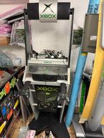 Xbox Kiosk Demopod (Generatie 1 - US), Spelcomputers en Games, Ophalen, Gebruikt, Met 2 controllers