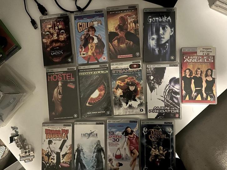 13x Playstation Portable (PSP) UMD films, Spelcomputers en Games, Games | Sony PlayStation Portable, Zo goed als nieuw, Overige genres