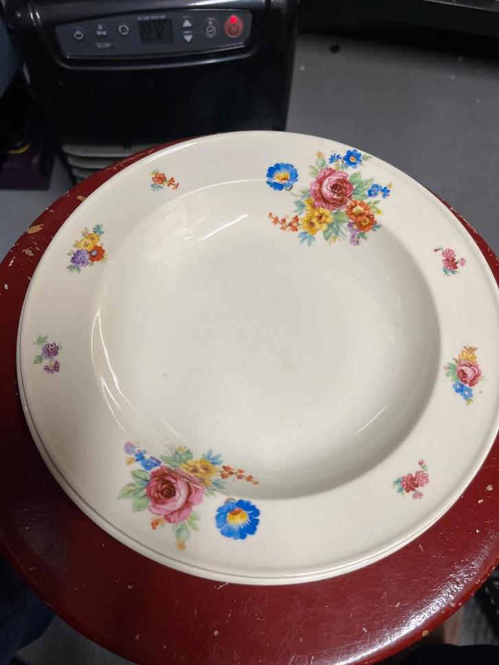 7 Petrus Regout Maastricht Soepborden, Antiek en Kunst, Antiek | Servies los, Ophalen of Verzenden