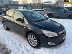 Opel Astra 1.4 Turbo Cosmo Airco,Trkhaak,Cruise, Auto's, Opel, Voorwielaandrijving, Euro 5, Gebruikt, 680 kg