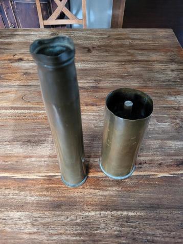 Hulzen uit de tweede wereldoorlog 2 stuks beschikbaar voor biedingen