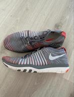 Nike Free Run Sportschoenen - Maat 38,5, Nike, Ophalen of Verzenden, Zo goed als nieuw, Grijs