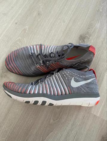 Nike Free Run Sportschoenen - Maat 38,5 beschikbaar voor biedingen