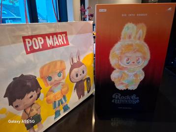 Rock the Universe - The Monsters Pop Mart Figuur beschikbaar voor biedingen