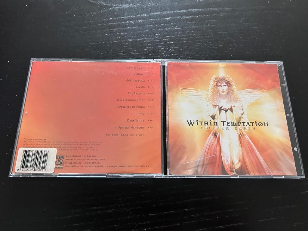 CD - Within Temptation - Mother Earth, Cd's en Dvd's, Cd's | Hardrock en Metal, Gebruikt, Ophalen of Verzenden