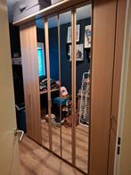 Ruime kledingkast, Huis en Inrichting, Ophalen, Zo goed als nieuw, 50 tot 75 cm, 200 cm of meer