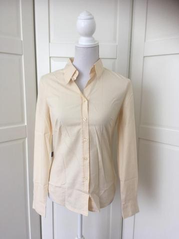 Moschino vanille kleurige blouse, maat IT 44 L (valt als S) beschikbaar voor biedingen