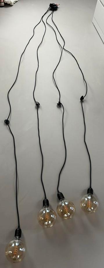 Moderne hanglamp met 4 lampen, naar wens inkorten/ophangen beschikbaar voor biedingen