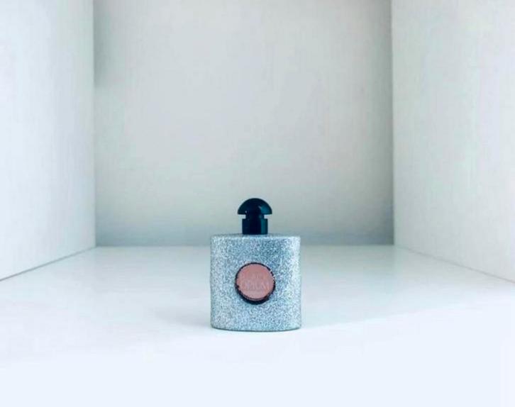 Yves Saint Laurent, Black Opium Glitter Miniatuur, Sieraden, Tassen en Uiterlijk, Uiterlijk | Parfum, Zo goed als nieuw, Ophalen of Verzenden