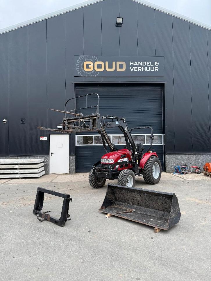 Knegt 404 G2 met voorlader, Zakelijke goederen, Agrarisch | Tractoren, tot 2500, Overige merken, tot 80 Pk, Gebruikt, Ophalen of Verzenden