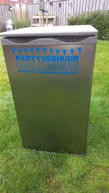 CAMPINGKOELKAST HUREN BALKBRUG, OMMEN  HARDENBERG. beschikbaar voor biedingen