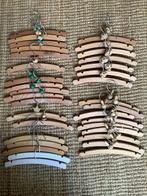 Kinder kledinghangertjes kledinghangers met dierenfiguren, Ophalen, Zo goed als nieuw