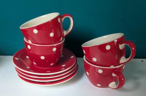 Leuke set kop en schotels rood met witte stippen 4x, Huis en Inrichting, Keuken | Servies, Zo goed als nieuw, Kop(pen) en/of Schotel(s)