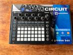 Novation Circuit Groovebox met decksaver, Ophalen of Verzenden, Zo goed als nieuw